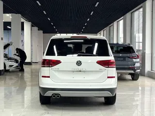 Volkswagen Touran, 2021 — фото 5