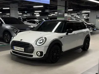 Mini Cooper Clubman, 2023 — фото 1