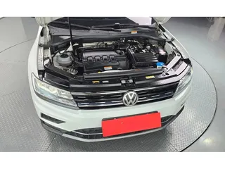 Volkswagen Tiguan, 2020 — фото 11