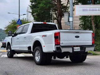 Ford F-350 Super Duty, 2023 — фото 4