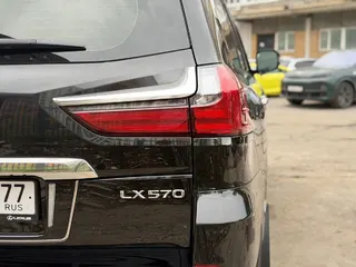 Lexus LX, 2018 — фото 10