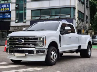 Ford F-350 Super Duty, 2023 — фото 1