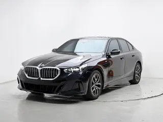 BMW 5 серия, 2024 — фото 1