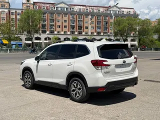 Subaru Forester, 2022 — фото 2