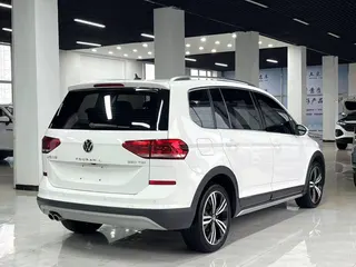 Volkswagen Touran, 2021 — фото 6