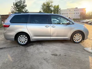Toyota Sienna, 2015 — фото 10