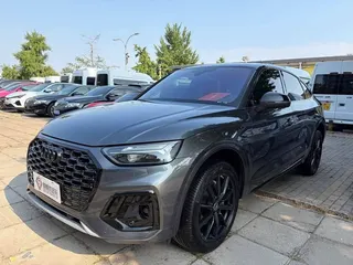 Audi Q5L Sportback, 2022 — фото 1