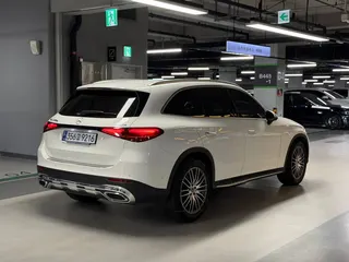 Mercedes-Benz GLC 220d, 2023 — фото 6