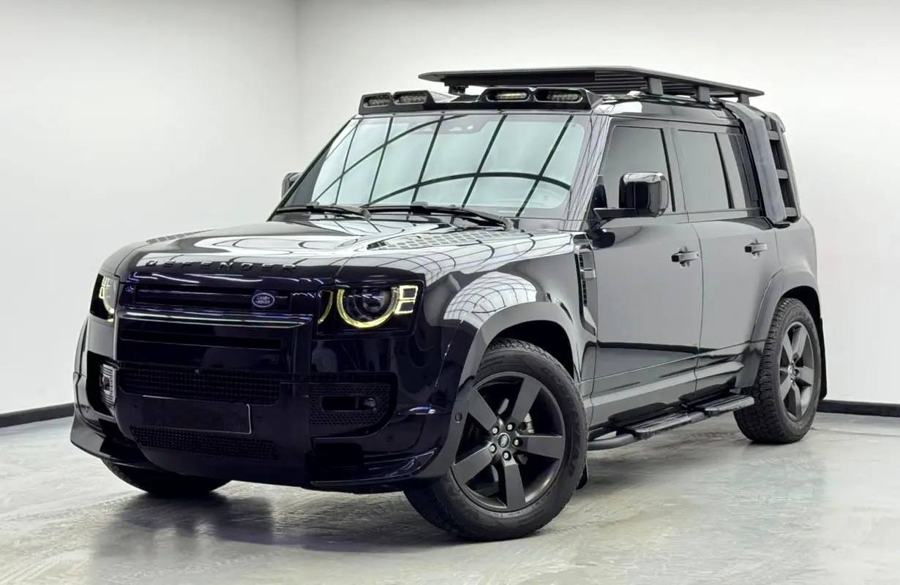 Land Rover Defender 110, 2024