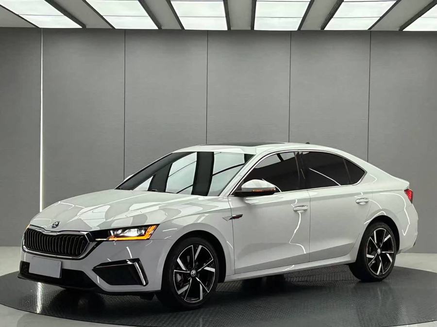 Skoda Octavia Pro, 2022