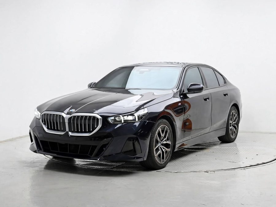 BMW 5 серия, 2024