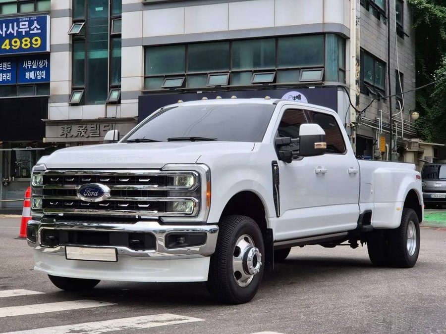 Ford F-350 Super Duty, 2023